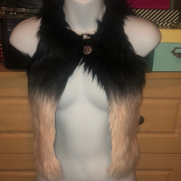 Okie Dokie 👧 Vest - Picture 1 of 5